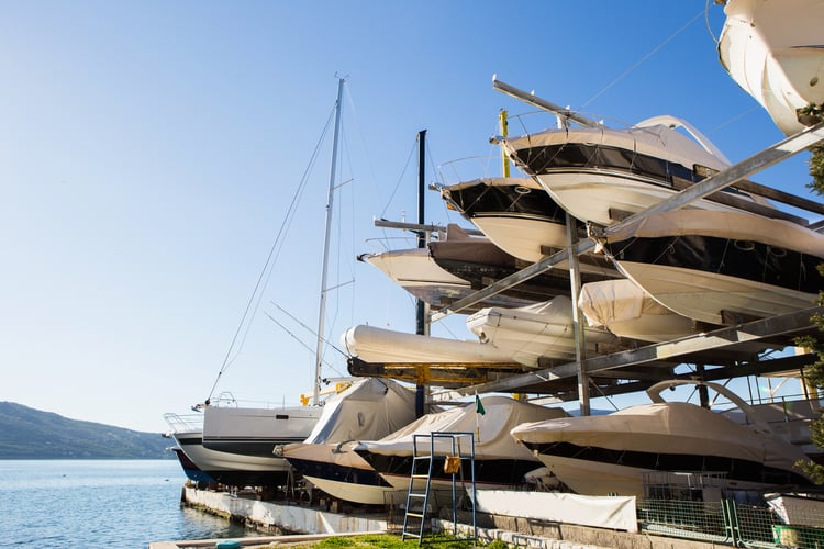 Dockwa's dry stack marina software dashboard has a boat lift scheduling tools for efficient storage operations.